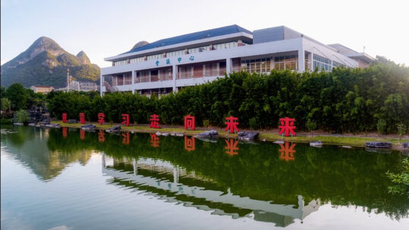 企业电子设备采购方案对比